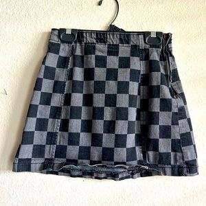 Checkered mini skirt